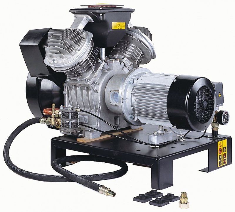 Поршневой компрессор Atlas Copco LT5-20 Pack Unsilenced